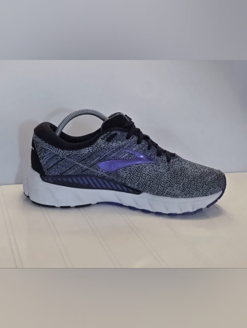 Brooks Adrenaline GTS 19 Running Shoes 1202841B028 Size 10.5 Women's